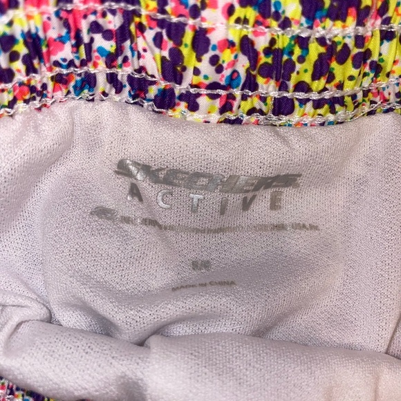 SKECHERS GIRLS SHORTS - Picture 3 of 5